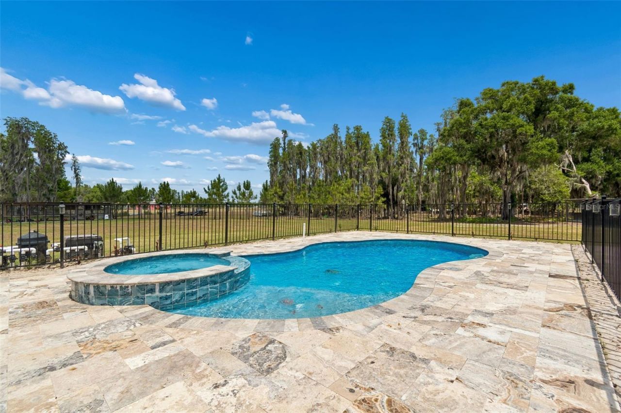 41451 Nipper Road, Zephyrhills, FL 33540 Photo