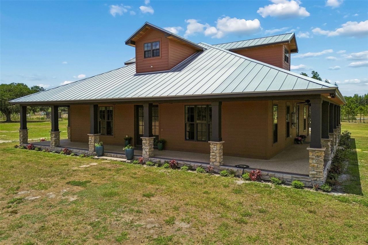 41451 Nipper Road, Zephyrhills, FL 33540 Photo
