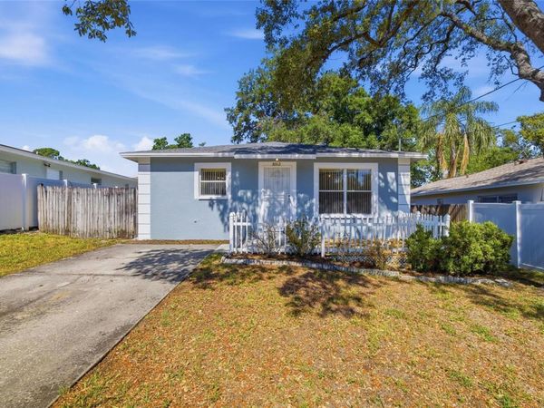 8512 N DIXON AVENUE , TAMPA, FL 33604