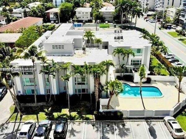 9971 W Bay Harbor Dr , Unit 205, Bay Harbor Islands, FL 33154