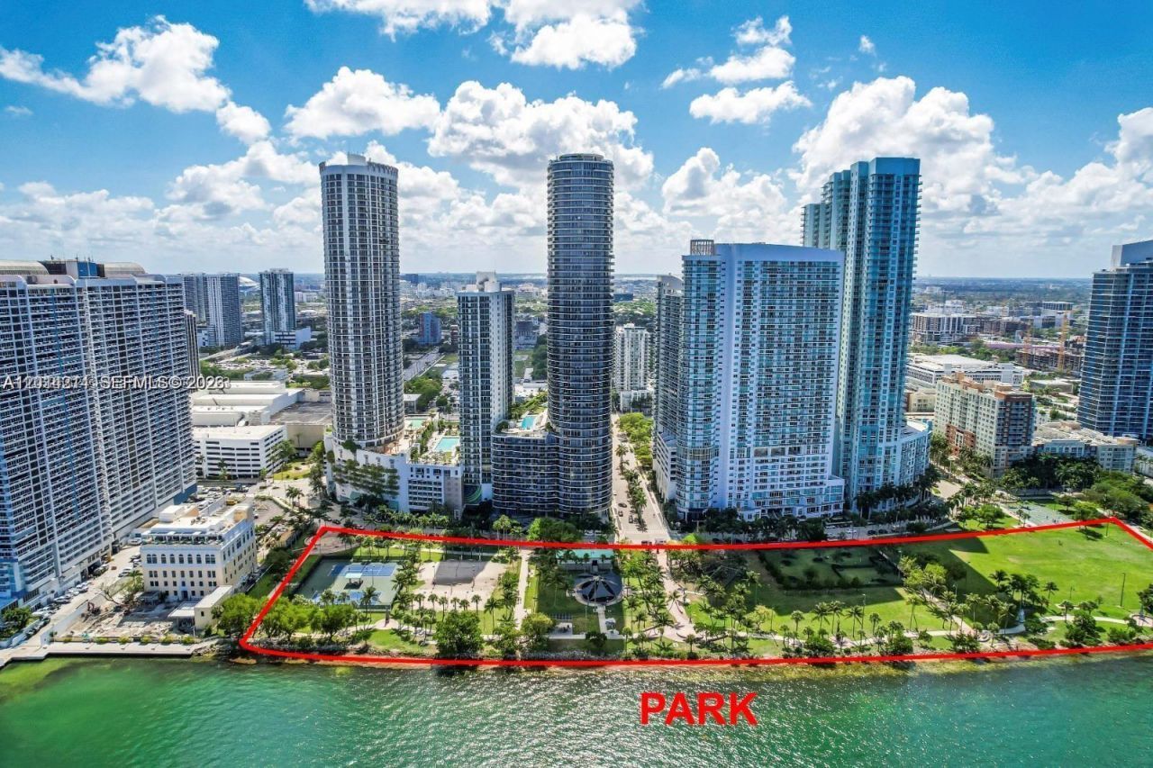 488 NE 18th St, Unit 3306, Miami, FL 33132 Photo