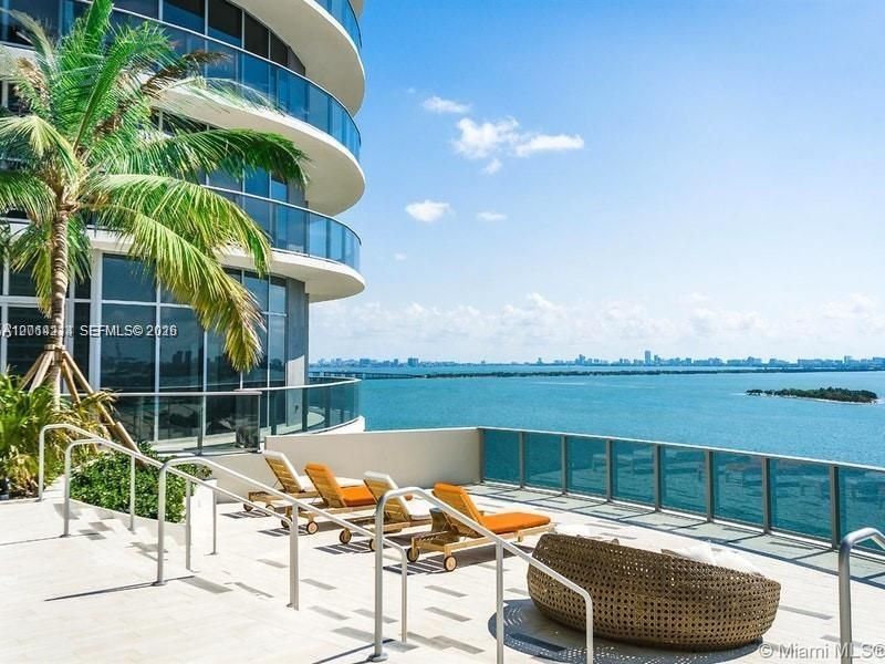 488 NE 18th St, Unit 3306, Miami, FL 33132 Photo