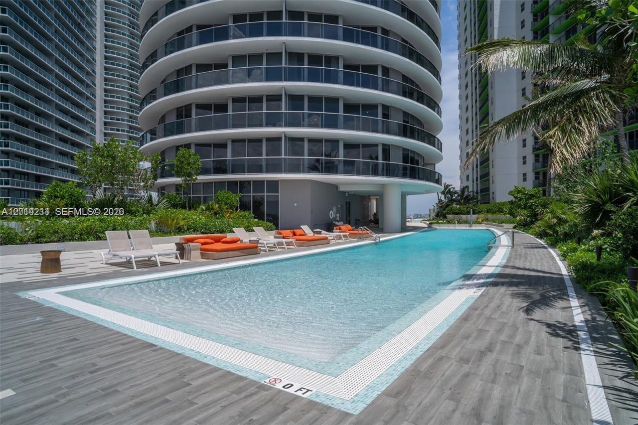 488 NE 18th St, Unit 3306, Miami, FL 33132 Photo
