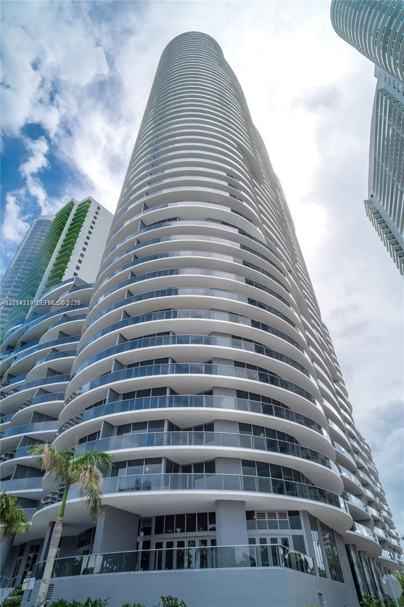 488 NE 18th St, Unit 3306, Miami, FL 33132 Photo