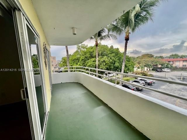 10755 SW 108th Ave , Unit 302, Miami, FL 33176 Photo
