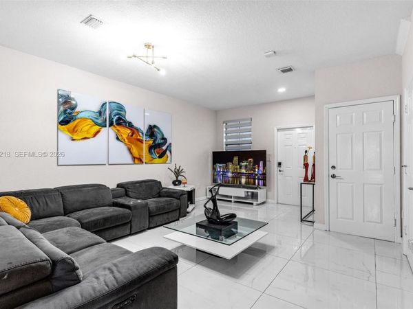 23082 SW 127th Pl, Miami, FL 33170