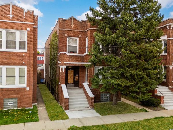 5427 S Hermitage Avenue , Chicago, IL 60609