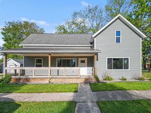 211 N Morgan Street, Mentone, IN 46539