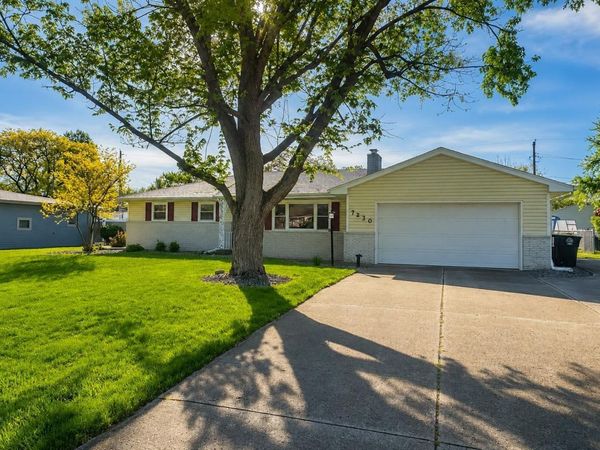 7230 Penrose Drive, Fort Wayne, IN 46835