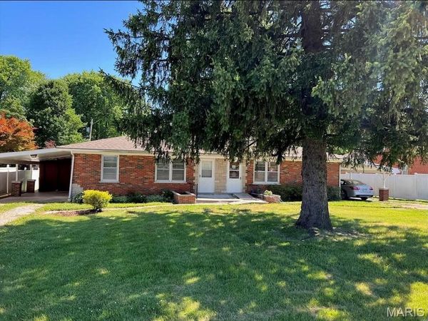 1311 W HWY 50 , O'Fallon, IL 62269