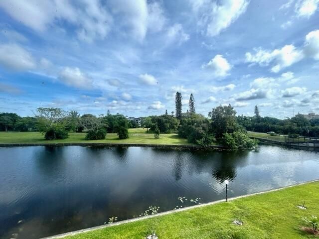 3601 Inverrary Drive, Unit 306, Lauderhill, FL 33319 Photo
