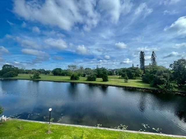 3601 Inverrary Drive, Unit 306, Lauderhill, FL 33319 Photo