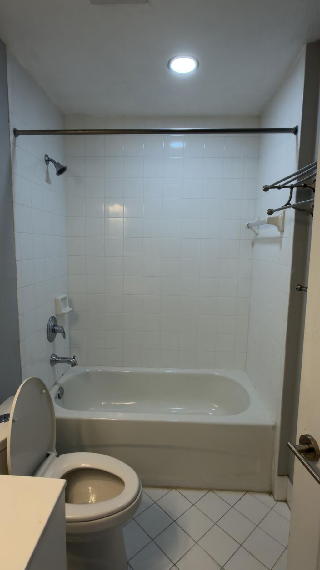 3770 N Jog Road, Unit 202, West Palm Beach, FL 33411 Photo