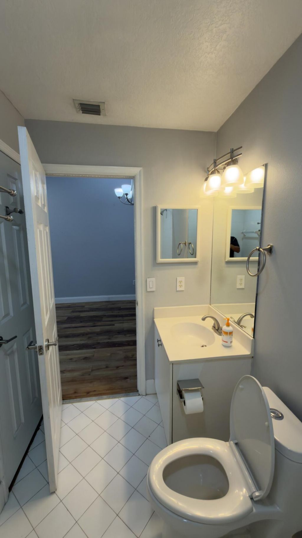3770 N Jog Road, Unit 202, West Palm Beach, FL 33411 Photo