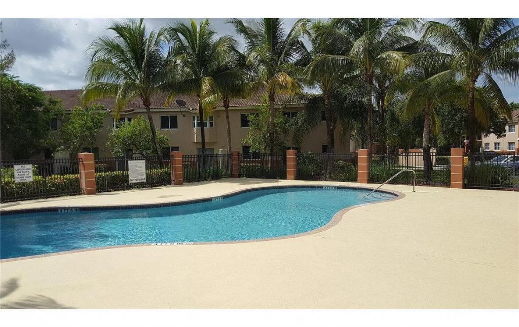 3770 N Jog Road, Unit 202, West Palm Beach, FL 33411 Photo