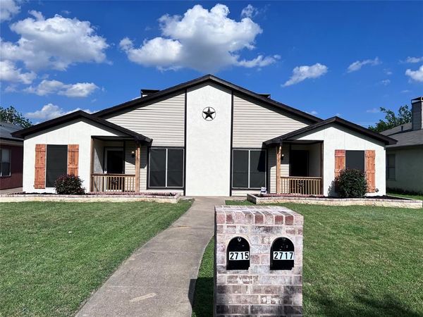 2715/2717 Parkchester Drive, Arlington, TX 76015