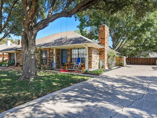 5616 Westchase Drive, North Richland Hills, TX 76180