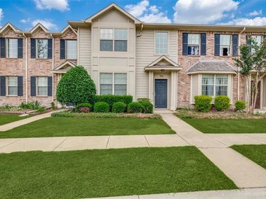 3064 Peyton Brook Drive, Fort Worth, TX 76137
