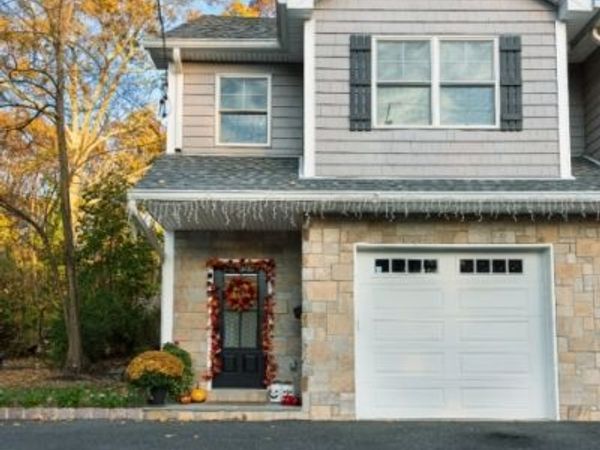 106 Church St, Haledon, NJ 07508