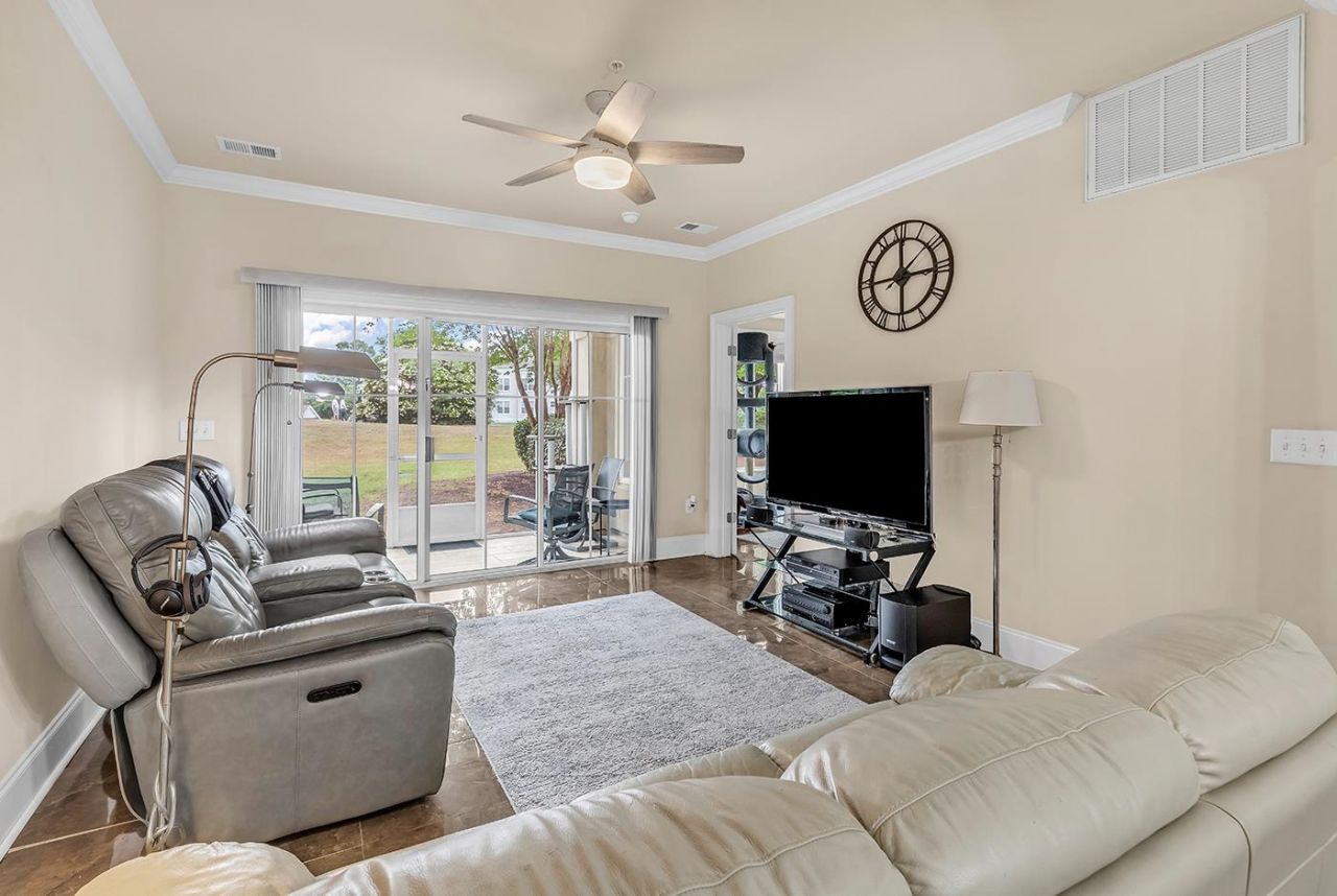 2180 Waterview Dr. Photo 13