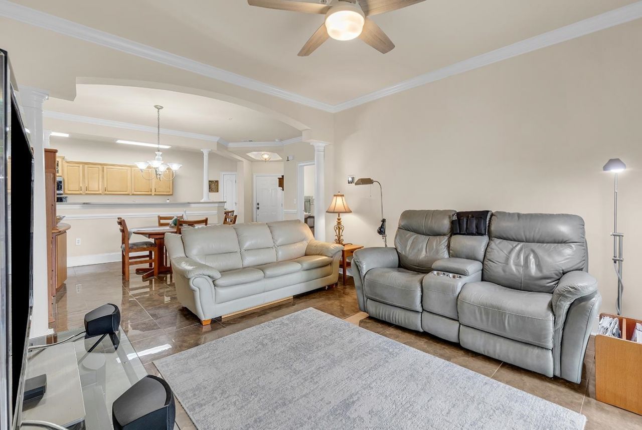 2180 Waterview Dr. Photo 15