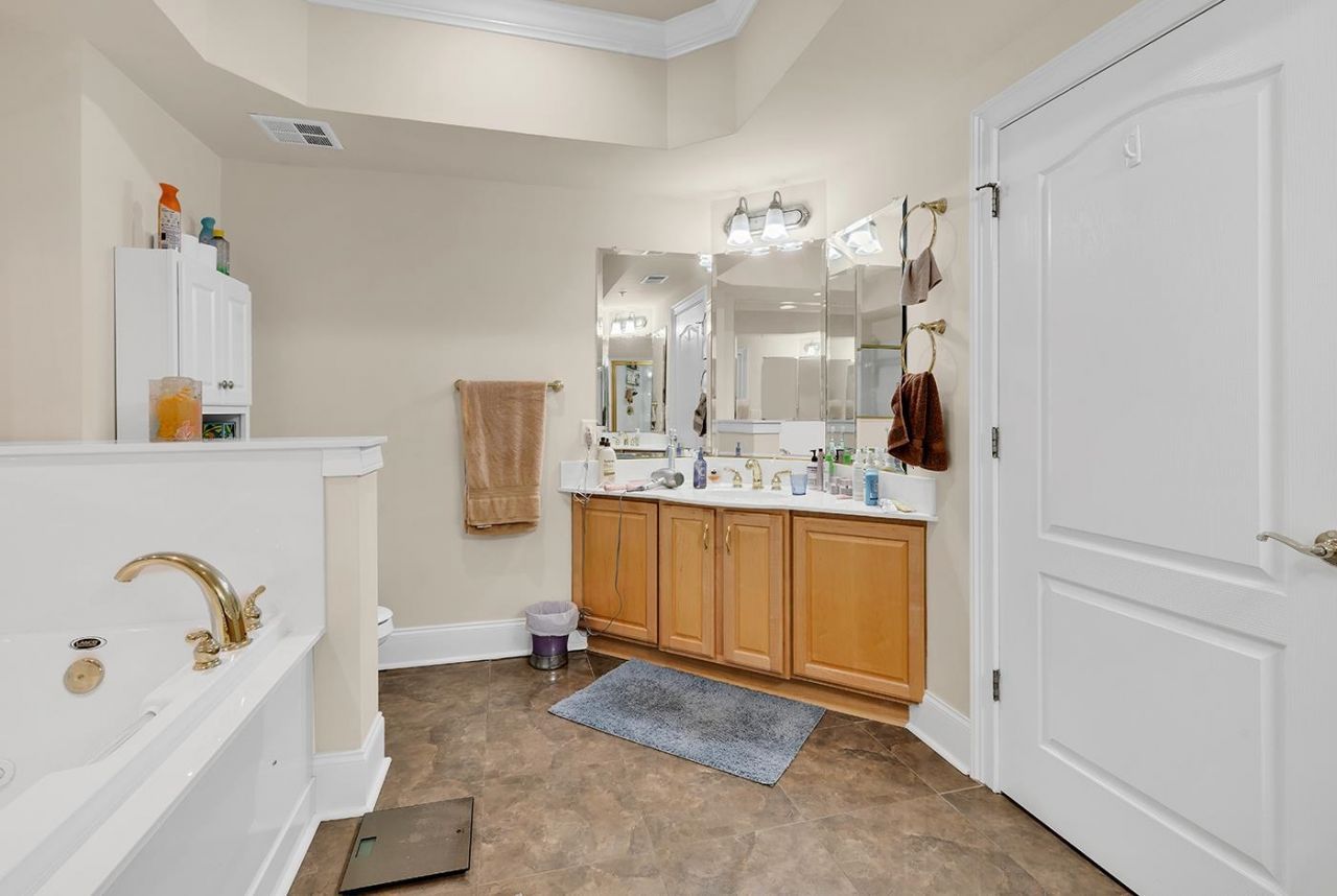 2180 Waterview Dr. Photo 23