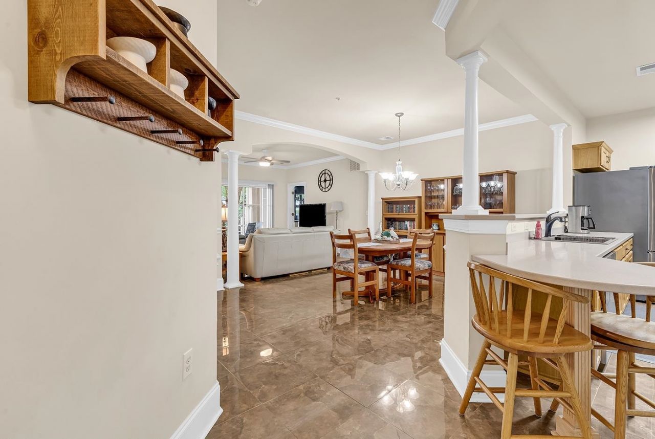 2180 Waterview Dr. Photo 3
