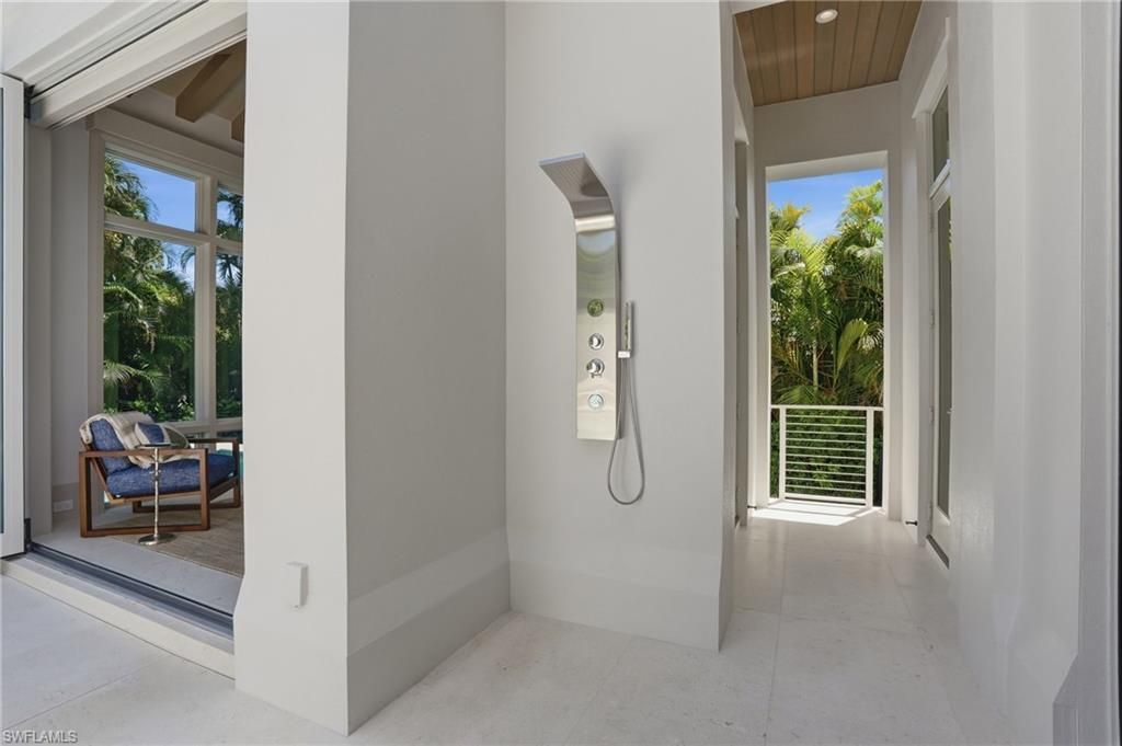 744 Willowhead Dr, Naples, FL 34103 Photo
