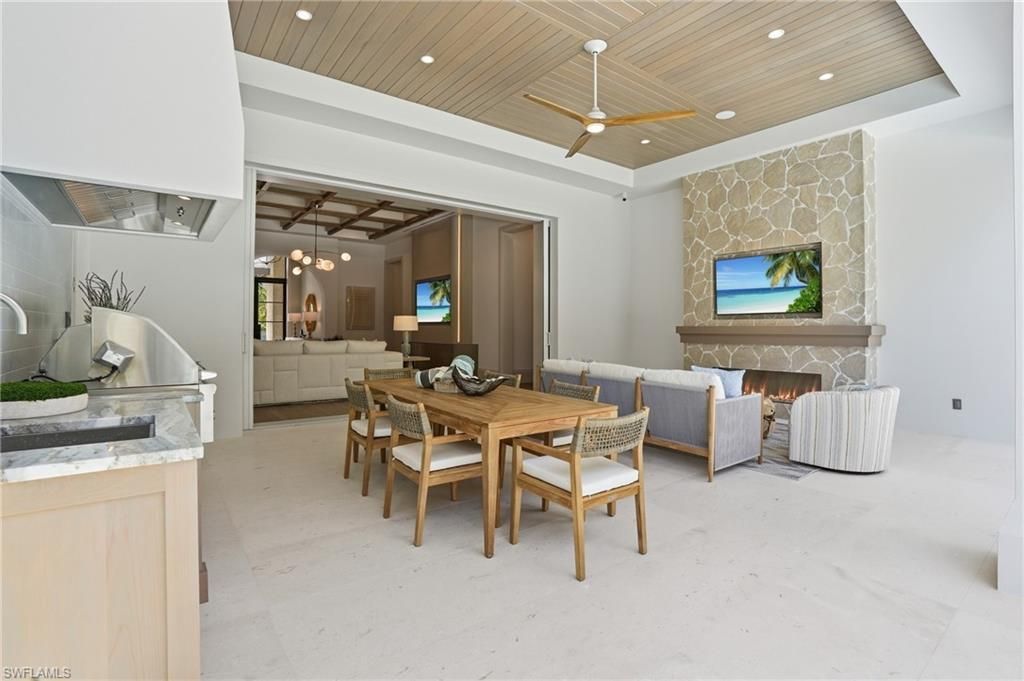 744 Willowhead Dr, Naples, FL 34103 Photo
