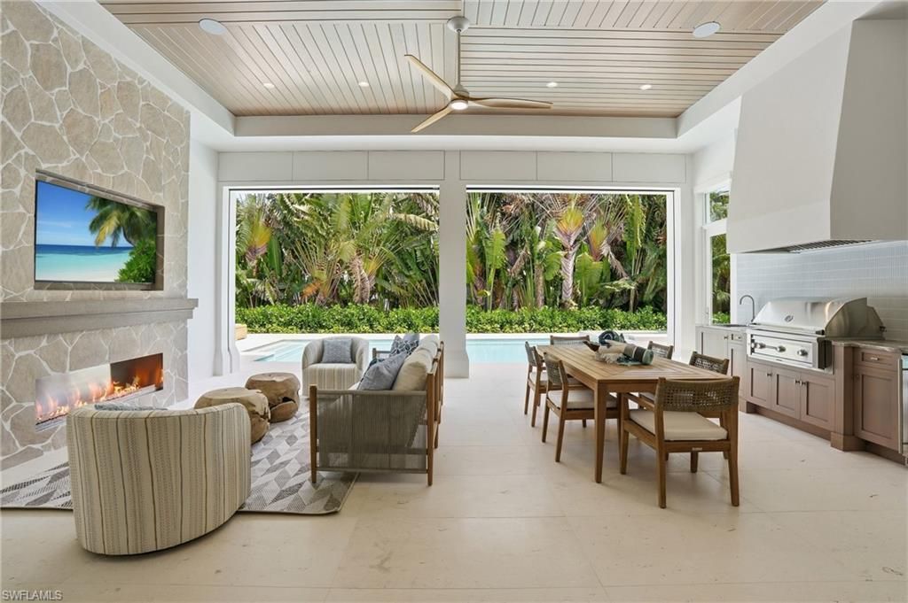 744 Willowhead Dr, Naples, FL 34103 Photo