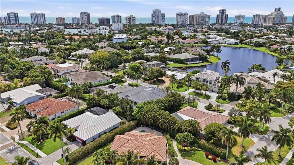 744 Willowhead Dr, Naples, FL 34103 Photo