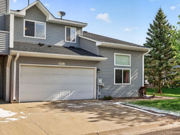 660 Kingfisher Lane, Unit L, Woodbury, MN 55125
