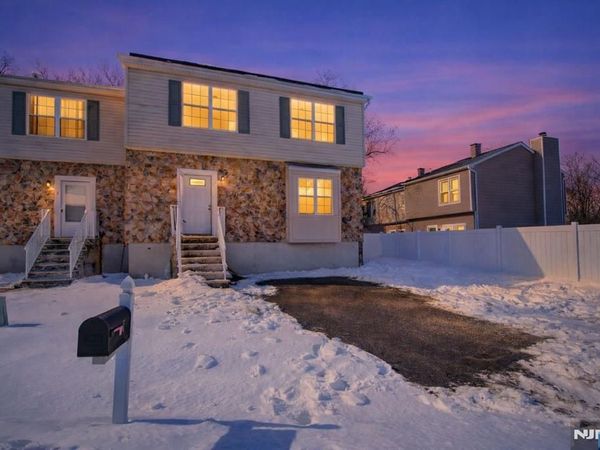 1 Kent Court, Lawrence, NJ 08648