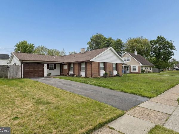 41 BRUNSWICK LANE, WILLINGBORO, NJ 08046