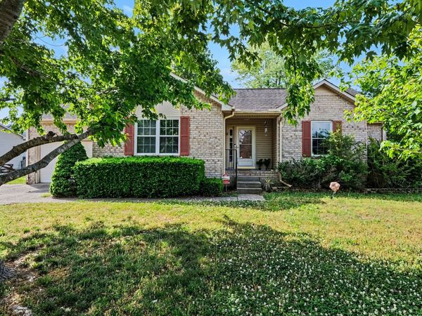 2500 Park Green Ln , Old Hickory, TN 37138