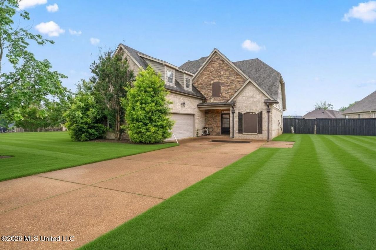 815 Saddle Creek Cove, Hernando, MS 38632 Main Photo