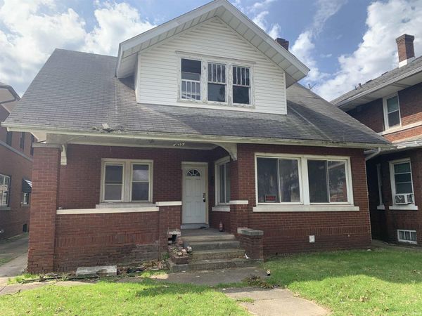 2122 Lincoln Way W Way, South Bend, IN 46628