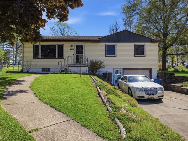 20 James Street , Columbiana, OH 44408
