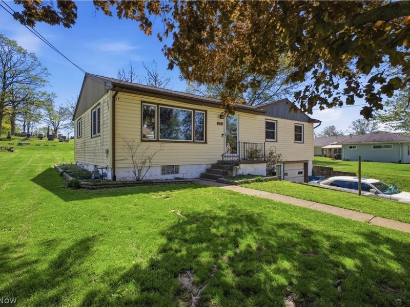 20 James Street, Columbiana, OH 44408 Photo 3