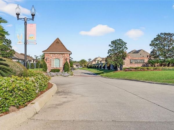 106 ORCHID Court , Belle Chasse, LA 70037