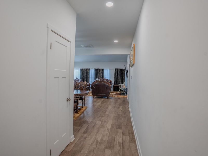 693 Waldsmith Way, Vandalia, OH 45377 Photo 3