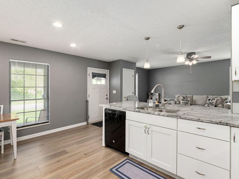 3233 Colony Hill Lane, Columbus, OH 43204 Photo 14