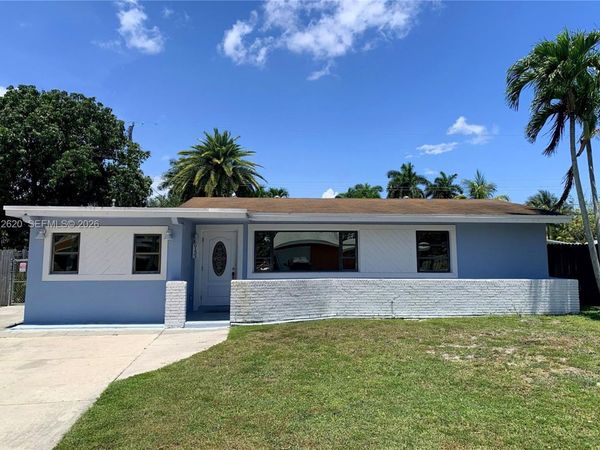 6133 NW 20th St , Margate, FL 33063