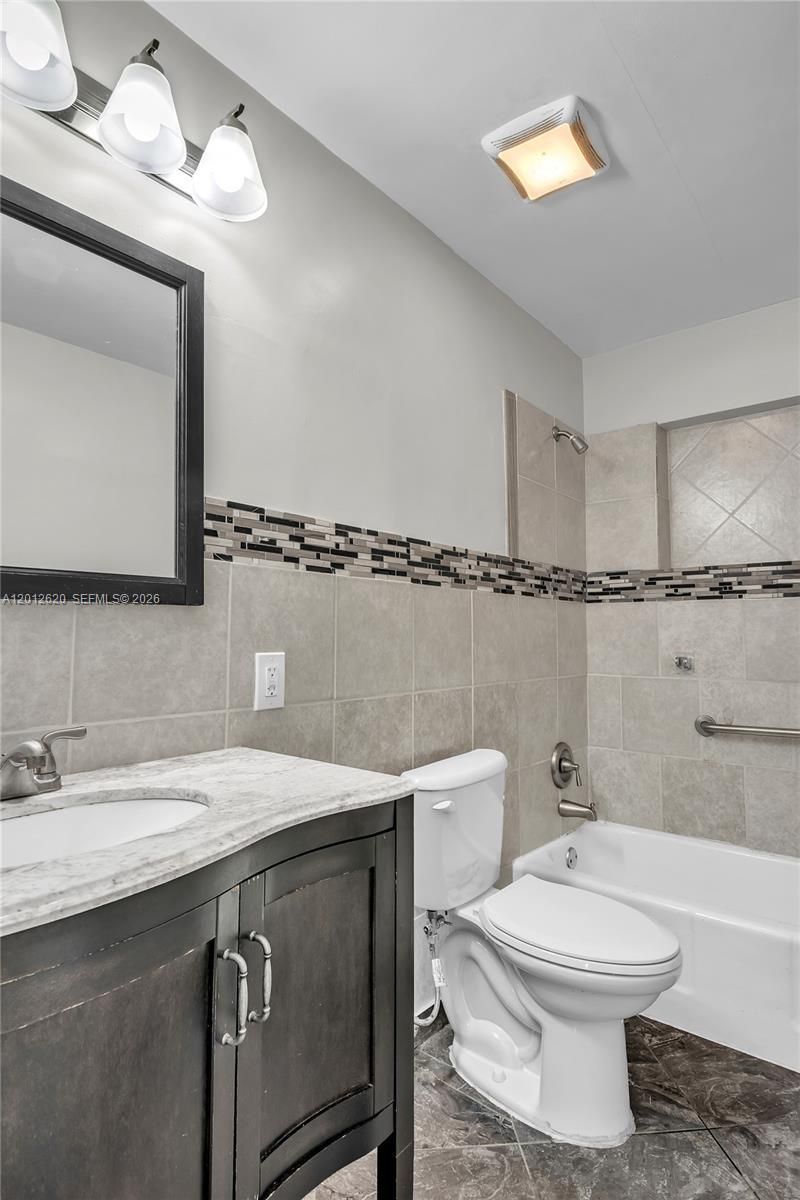 6133 NW 20th St, Margate, FL 33063 Photo