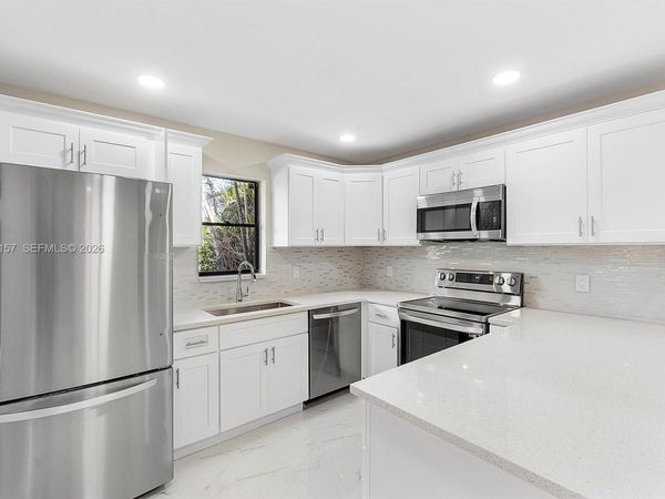 7744 W Courtyard Run W , Boca Raton, FL 33433