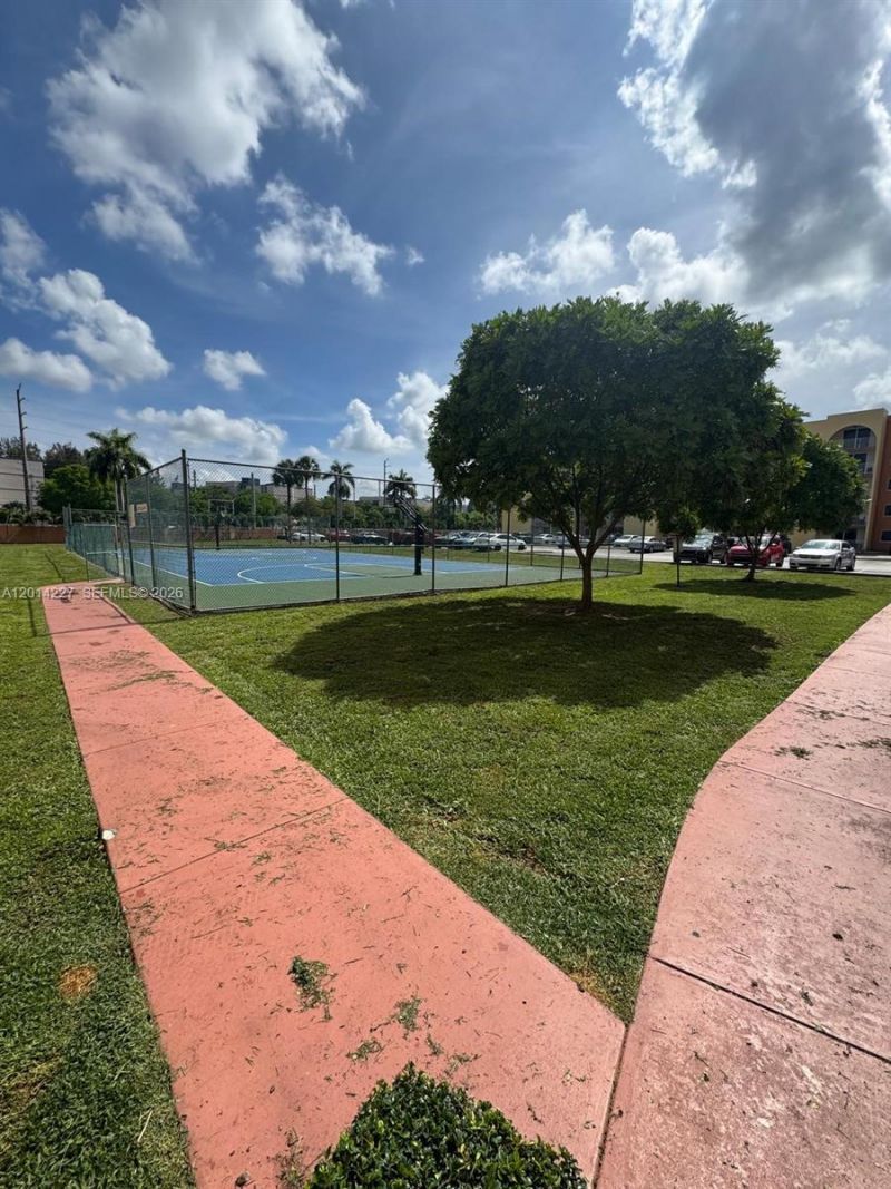 7010 NW 186th St, Unit 5-102A, Hialeah, FL 33015 Photo
