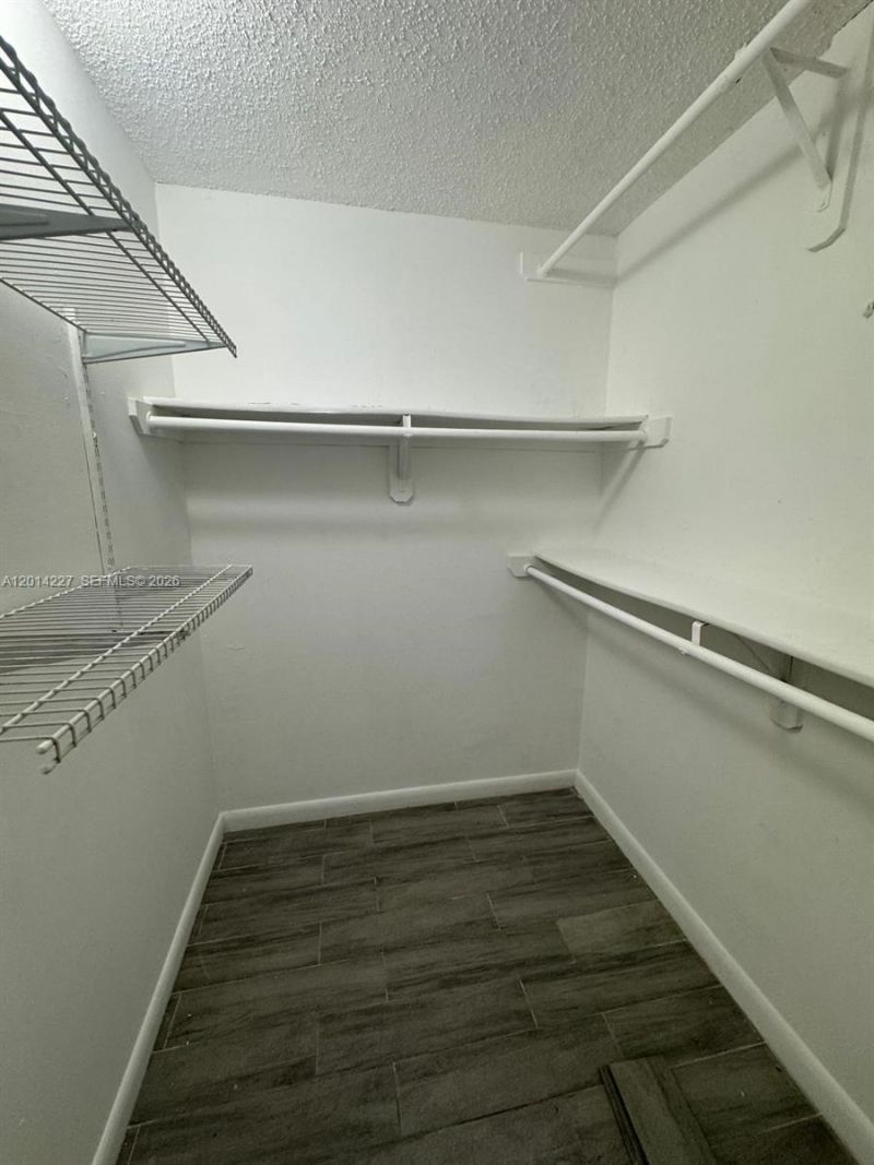7010 NW 186th St, Unit 5-102A, Hialeah, FL 33015 Photo