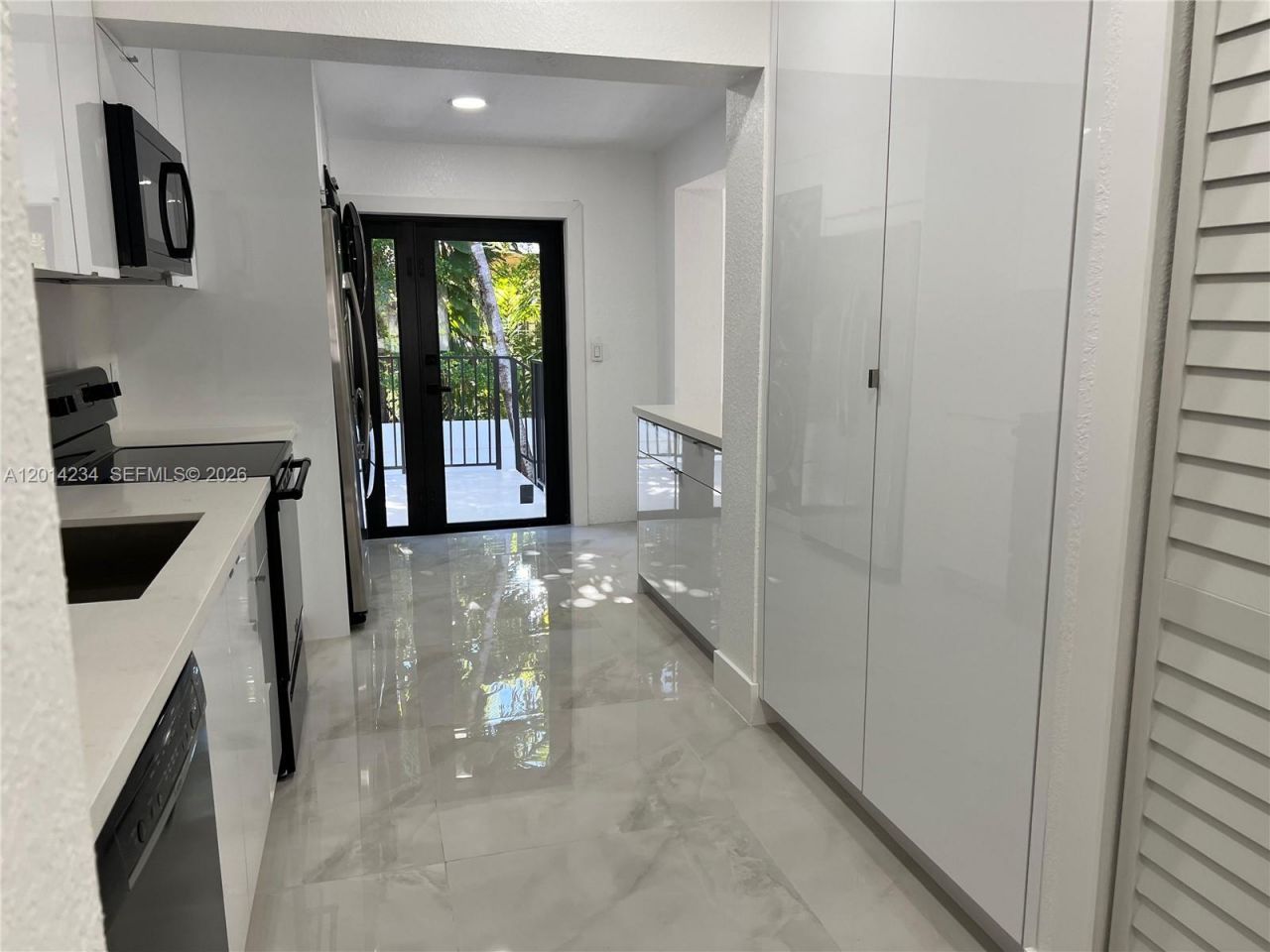 6150 SW 16th St , West Miami, FL 33155 Photo