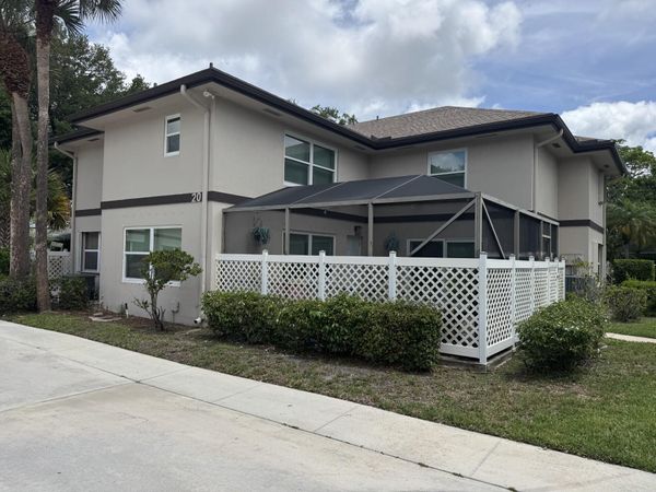 20 Bedford Court, Unit C, Royal Palm Beach, FL 33411