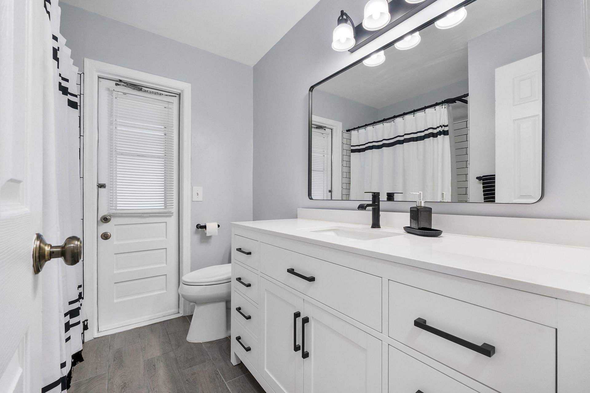 4020 NW 113th Avenue, Coral Springs, FL 33065 Photo